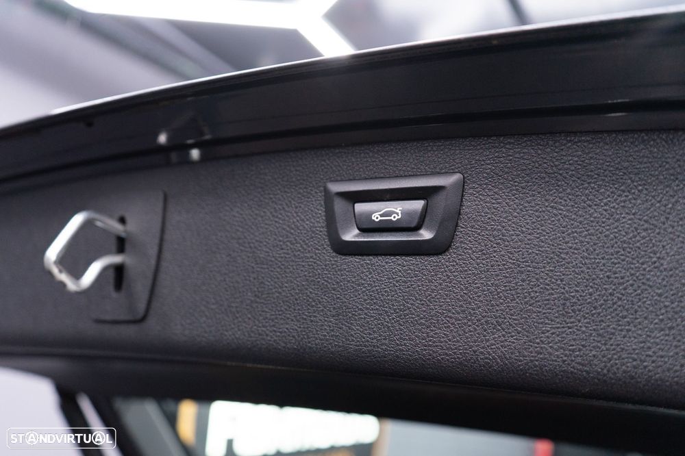 BMW 320 d Touring Auto Pack M - 23