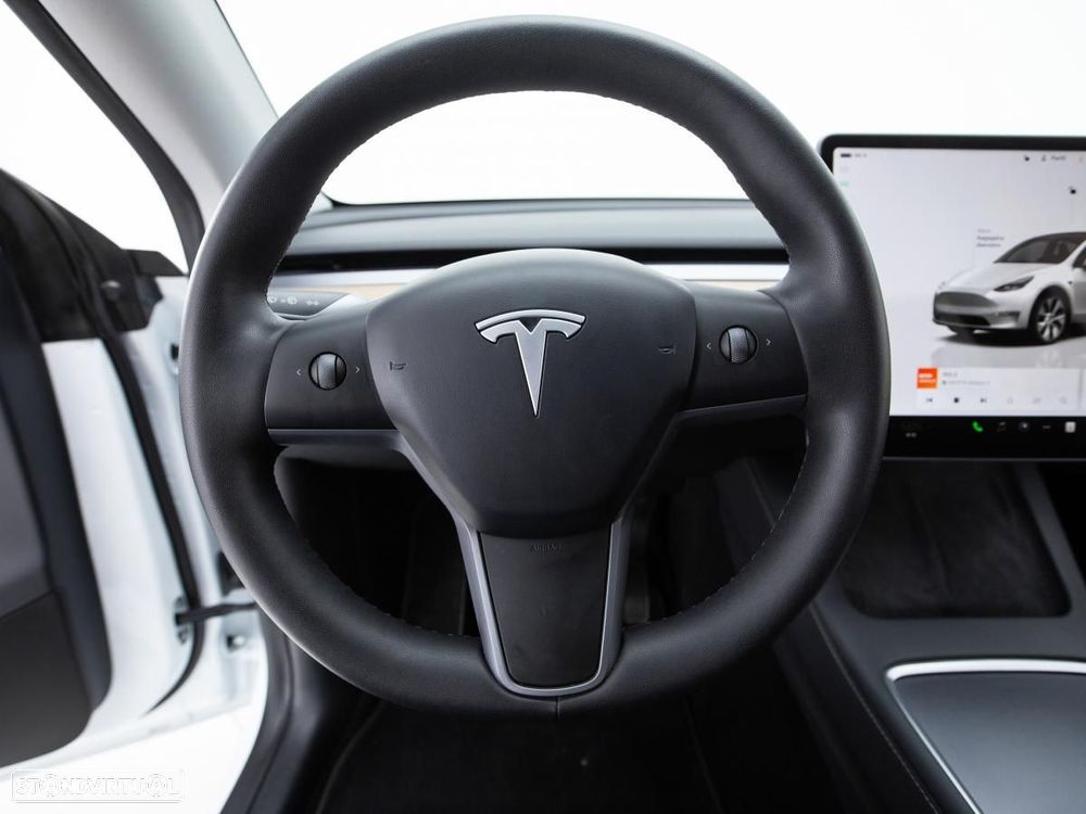 Tesla Model Y Long Range Dual Motor AWD - 21