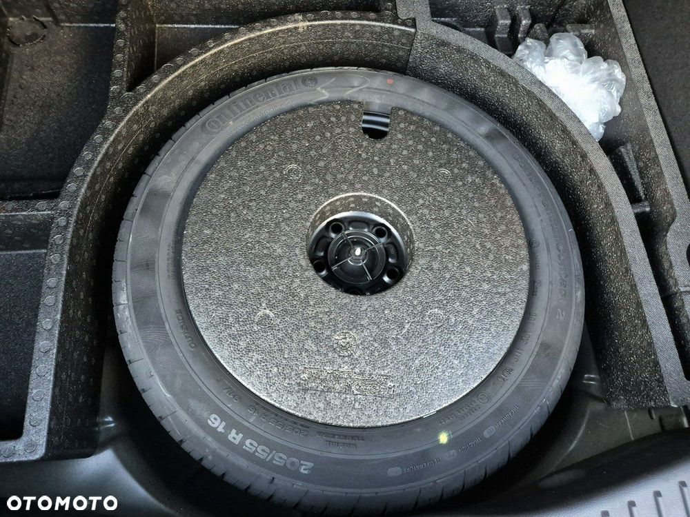 Ford Focus 1.5 EcoBoost Start-Stopp-System TITANIUM - 24