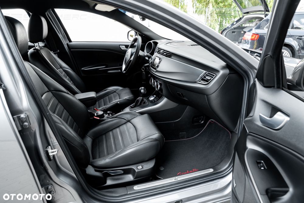 Alfa Romeo Giulietta 1.4 TB MultiAir Sport TCT - 32