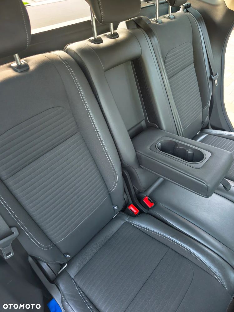 Ford Kuga ver-vignale-1-5-tdci-fwd - 6