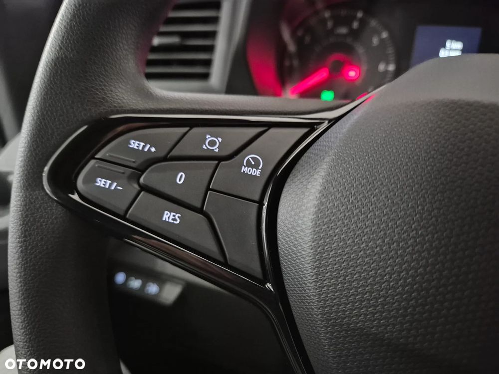 Renault NOWY MASTER - 18