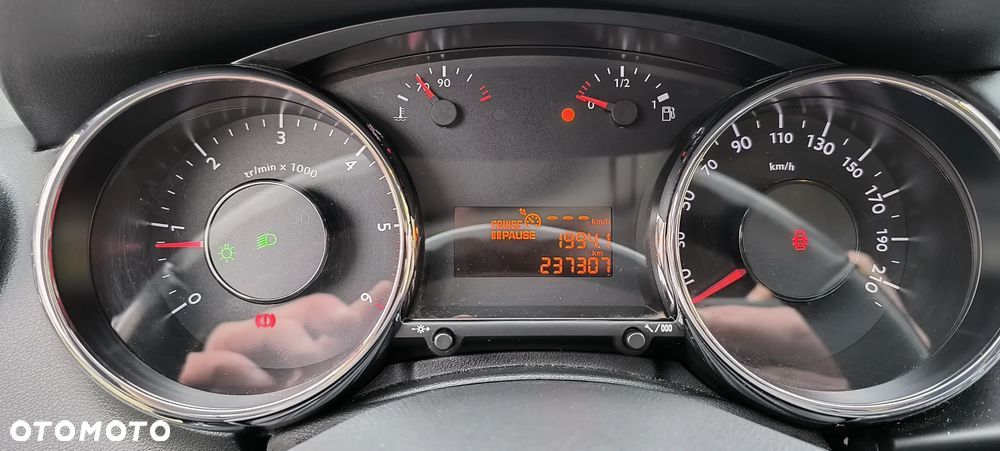 Peugeot 3008 HDi FAP 110 Platinum - 12