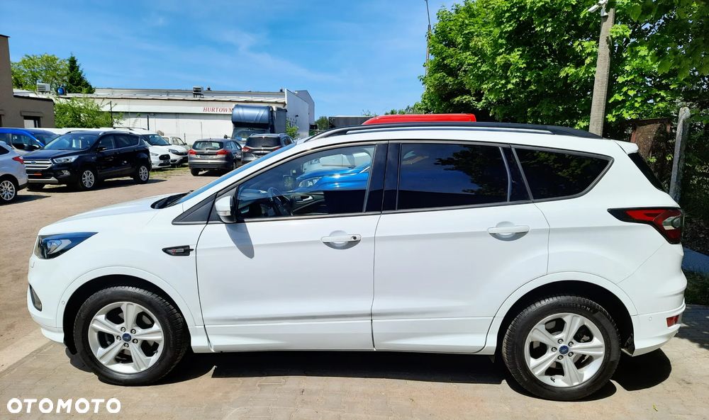 Ford Kuga 1.5 EcoBoost 2x4 ST-Line - 12