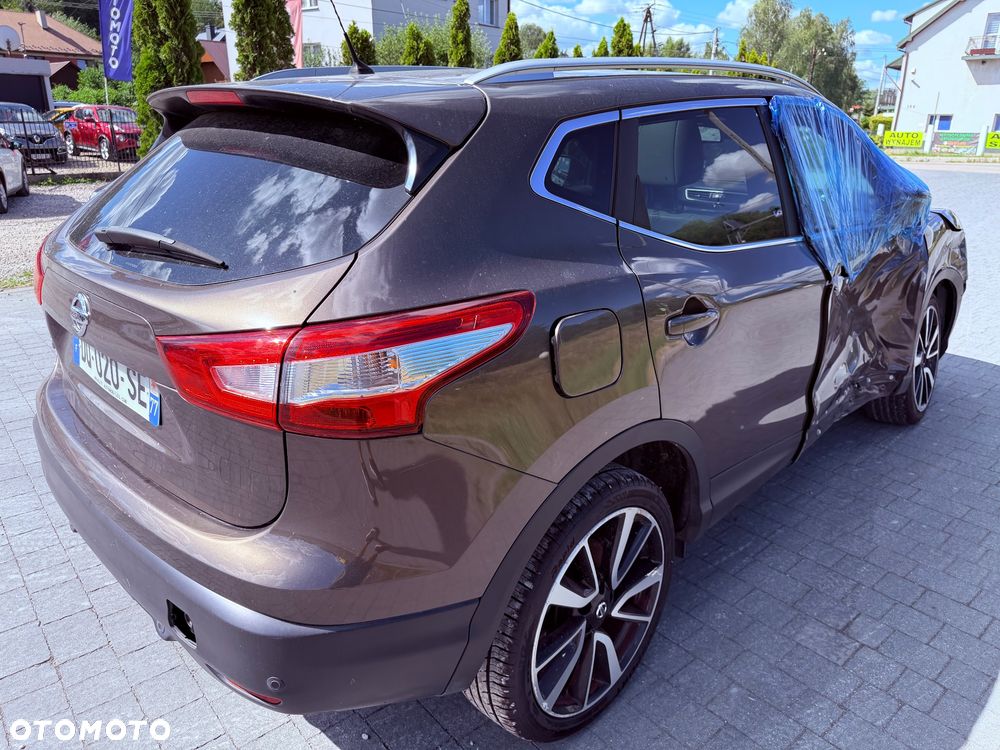 Nissan Qashqai 1.2 DIG-T Xtronic TEKNA+ - 6