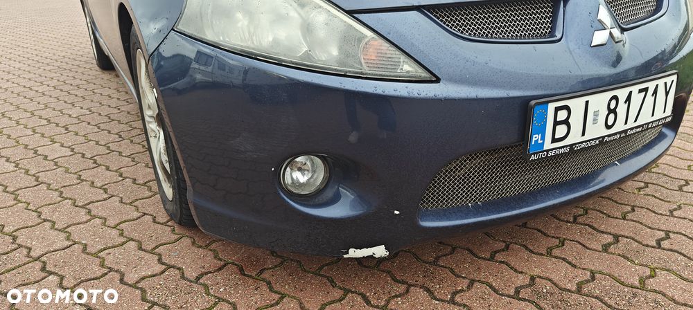 Mitsubishi Grandis 2.4 Intense - 3