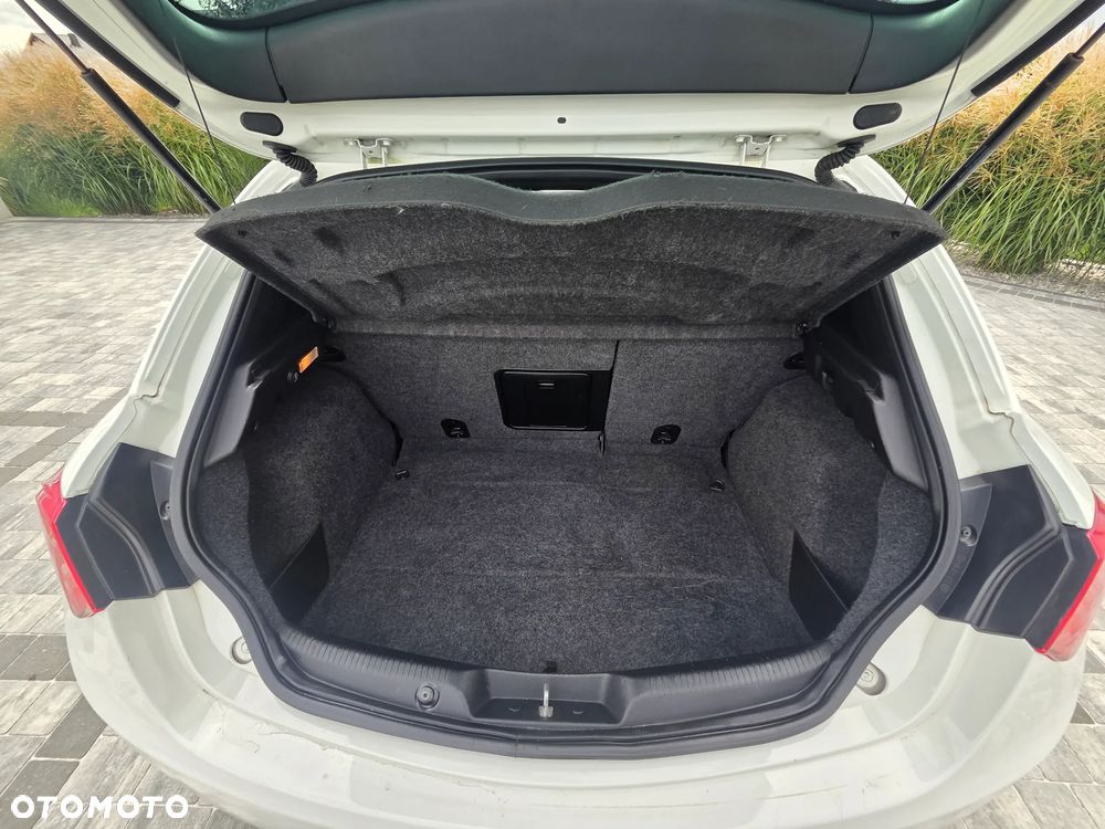 Alfa Romeo Giulietta 2.0 JTDM 16V - 12