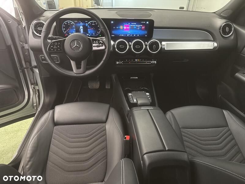 Mercedes-Benz GLB 200 7G-DCT - 20