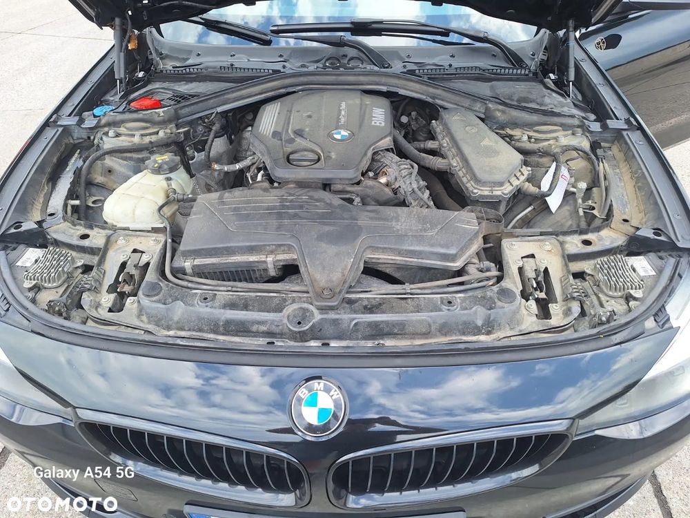 BMW 3GT 320d xDrive - 14