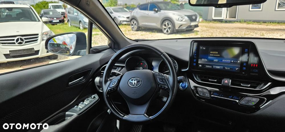 Toyota C-HR - 21