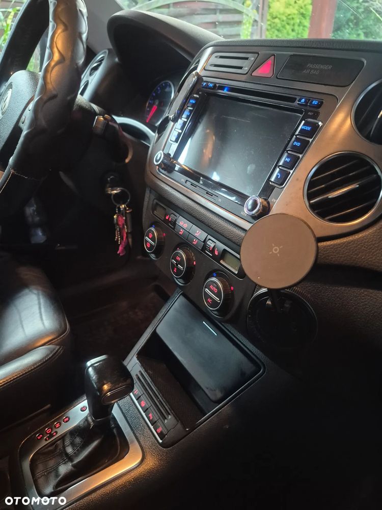Volkswagen Tiguan - 23
