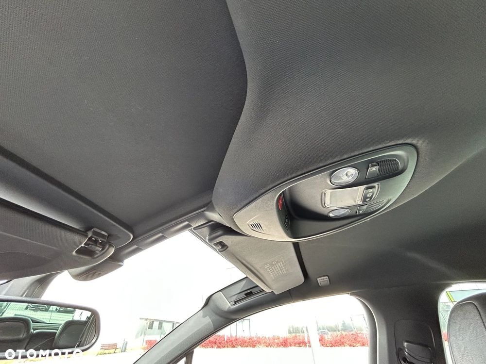 Citroën DS4 2.0 HDi SportChic - 19