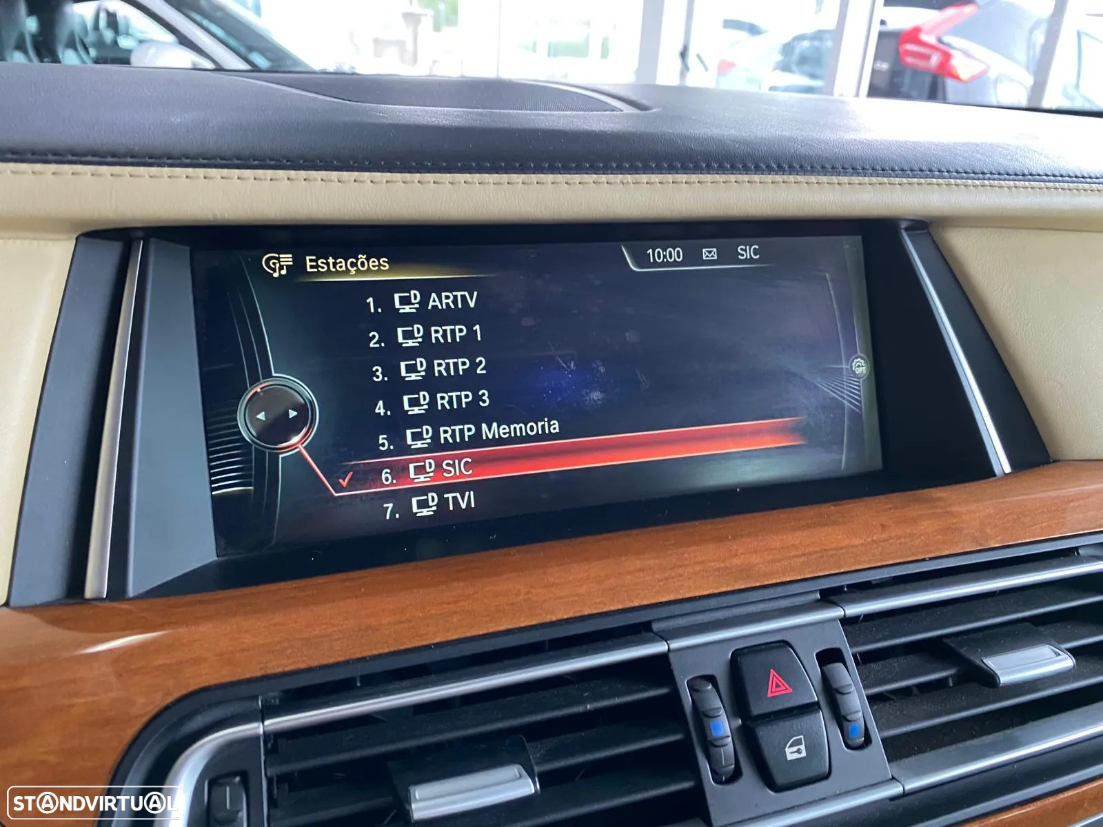 BMW 750 d xDrive - 37