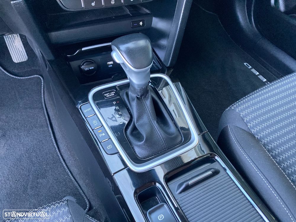 Kia Ceed 1.5 T-GDI DCT7 OPF (48V Mild Hybrid) Spirit - 30