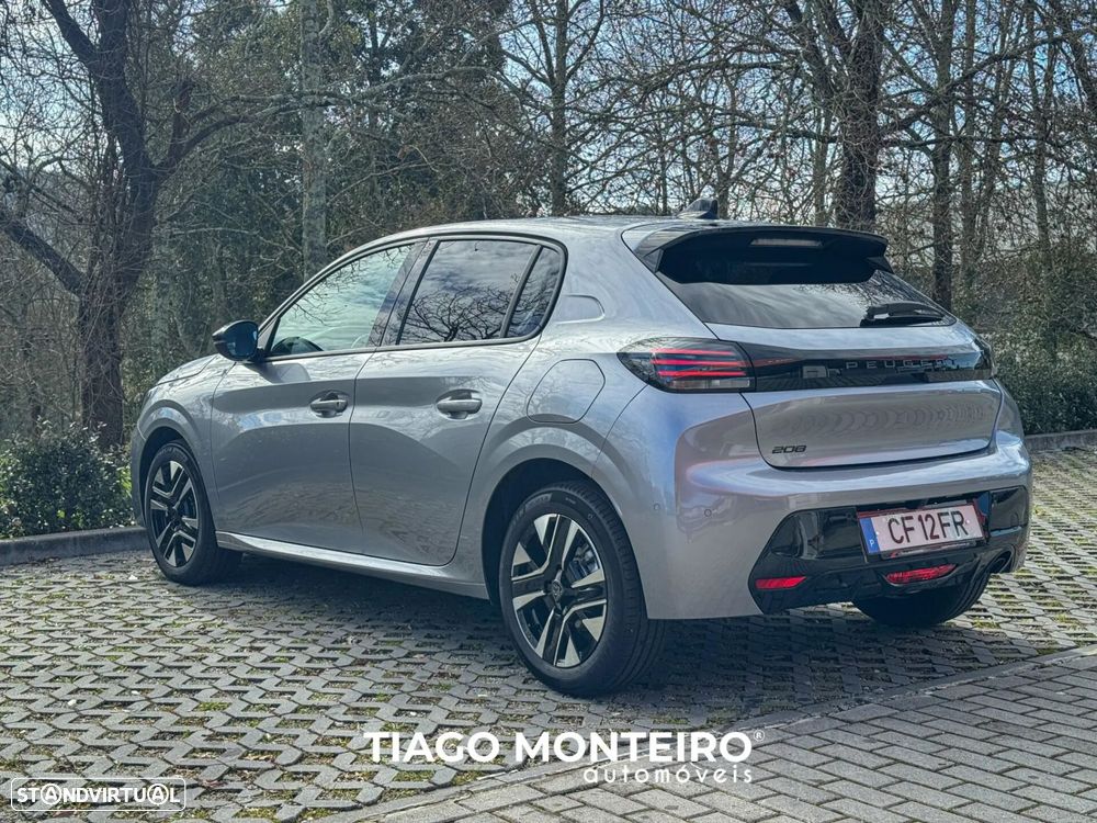 Peugeot 208 1.2 PureTech Allure - 16