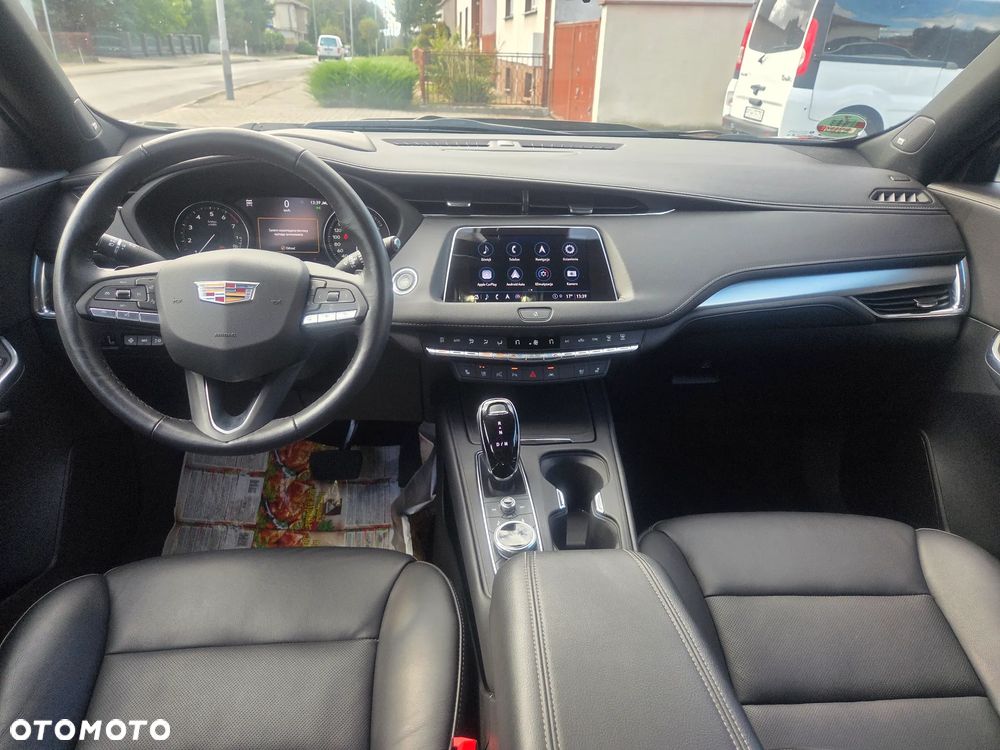 Cadillac XT4 350T AWD Premium Luxury - 15