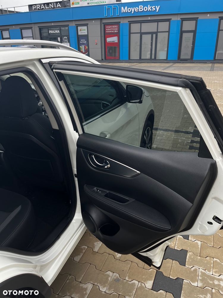 Nissan Qashqai 1.5 dCi N-Connecta - 16