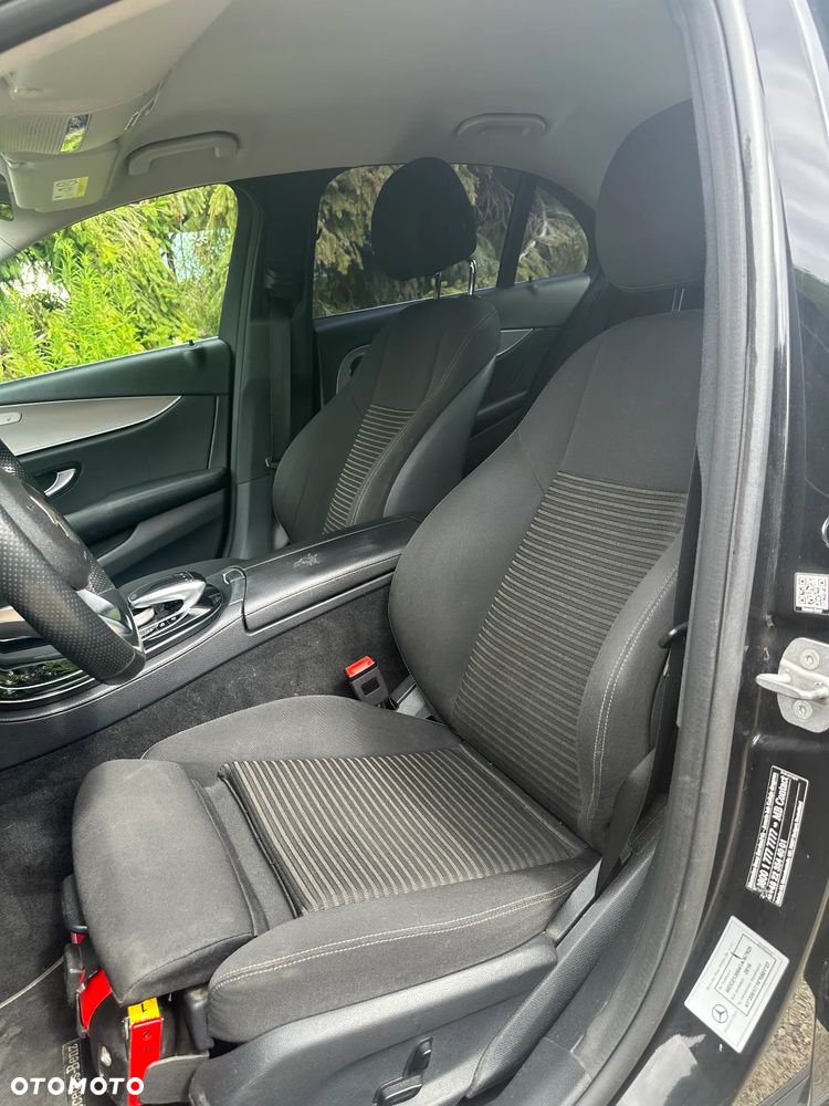 Mercedes-Benz Klasa E 220 d 9G-TRONIC - 30