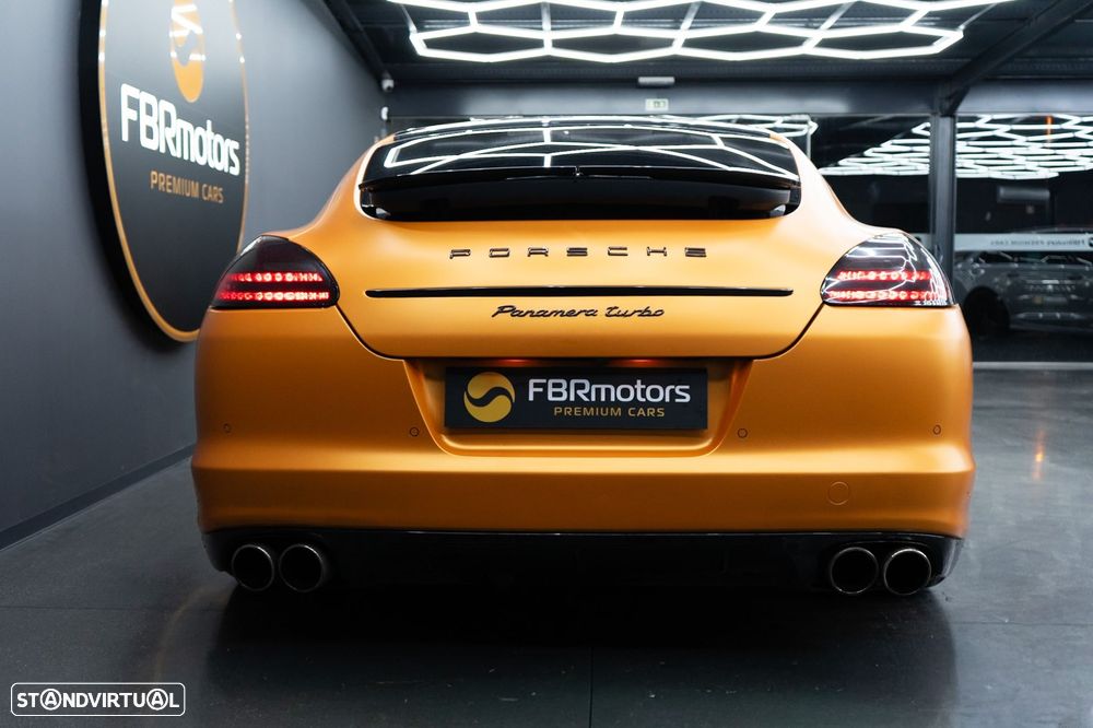 Porsche Panamera Turbo PDK - 4