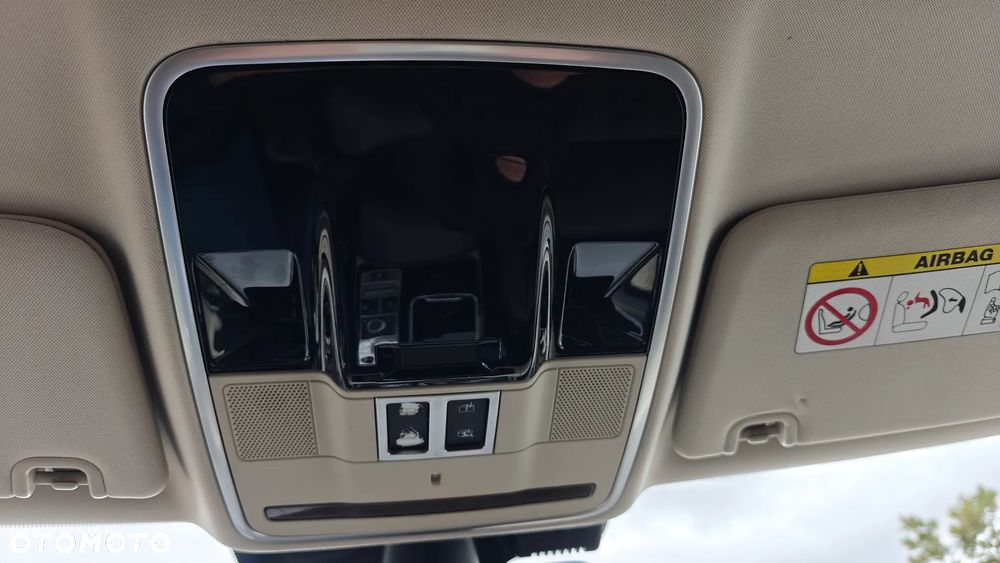 Land Rover Range Rover - 34