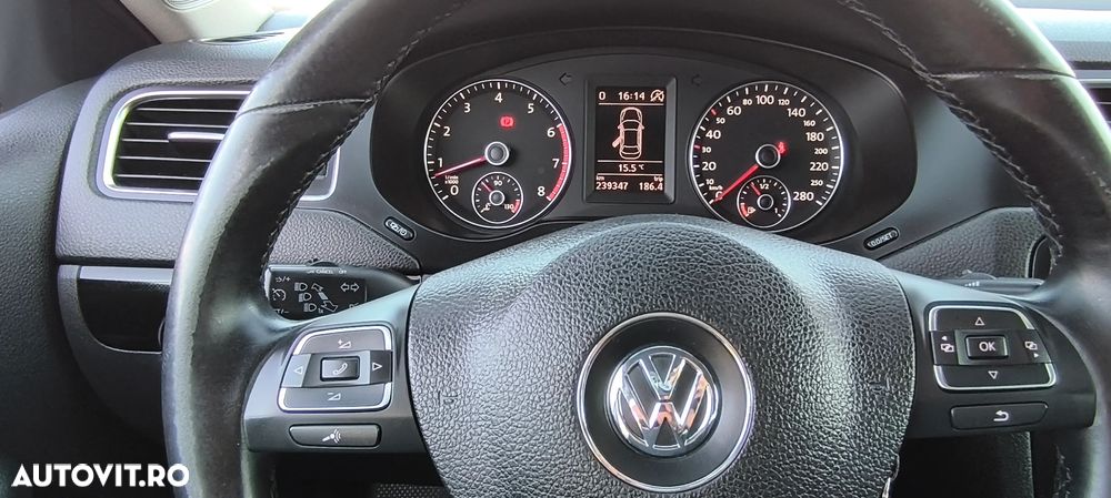 Volkswagen Jetta 1.2 TSI BlueMotion Technology Life - 29