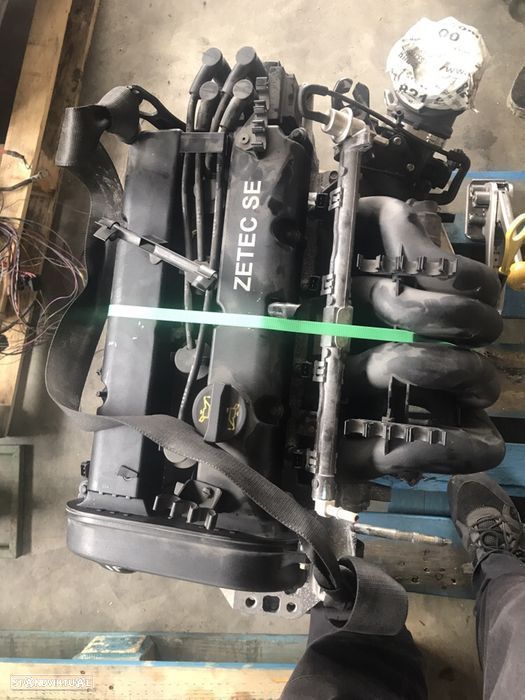 Motor 1.6i Ford FYDB - 1