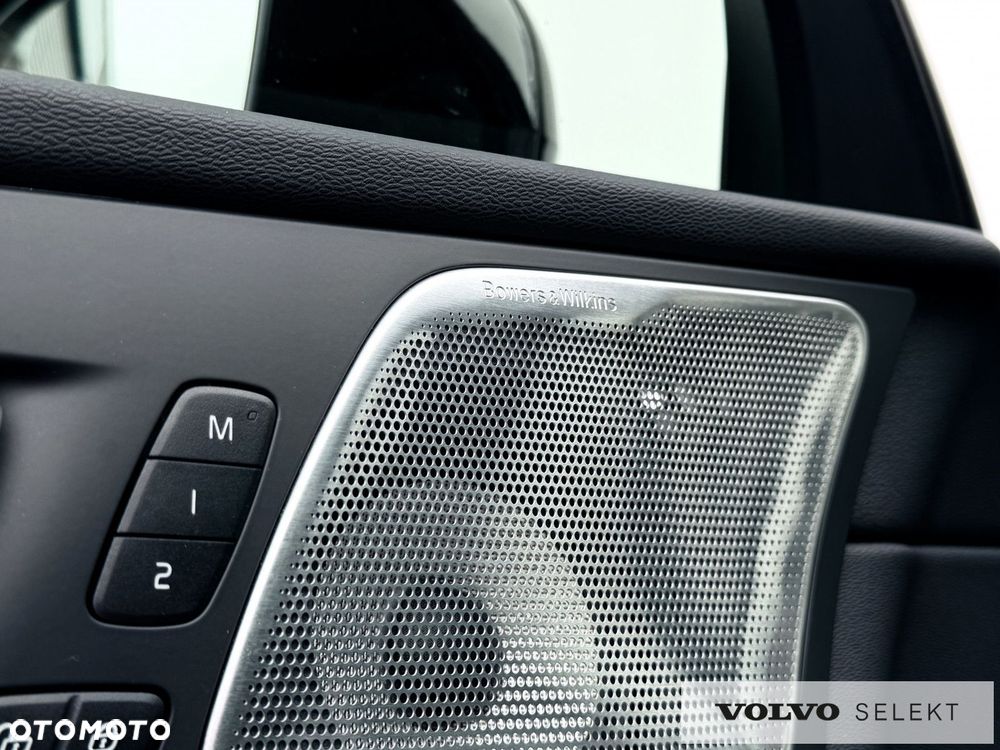 Volvo XC 60 - 21