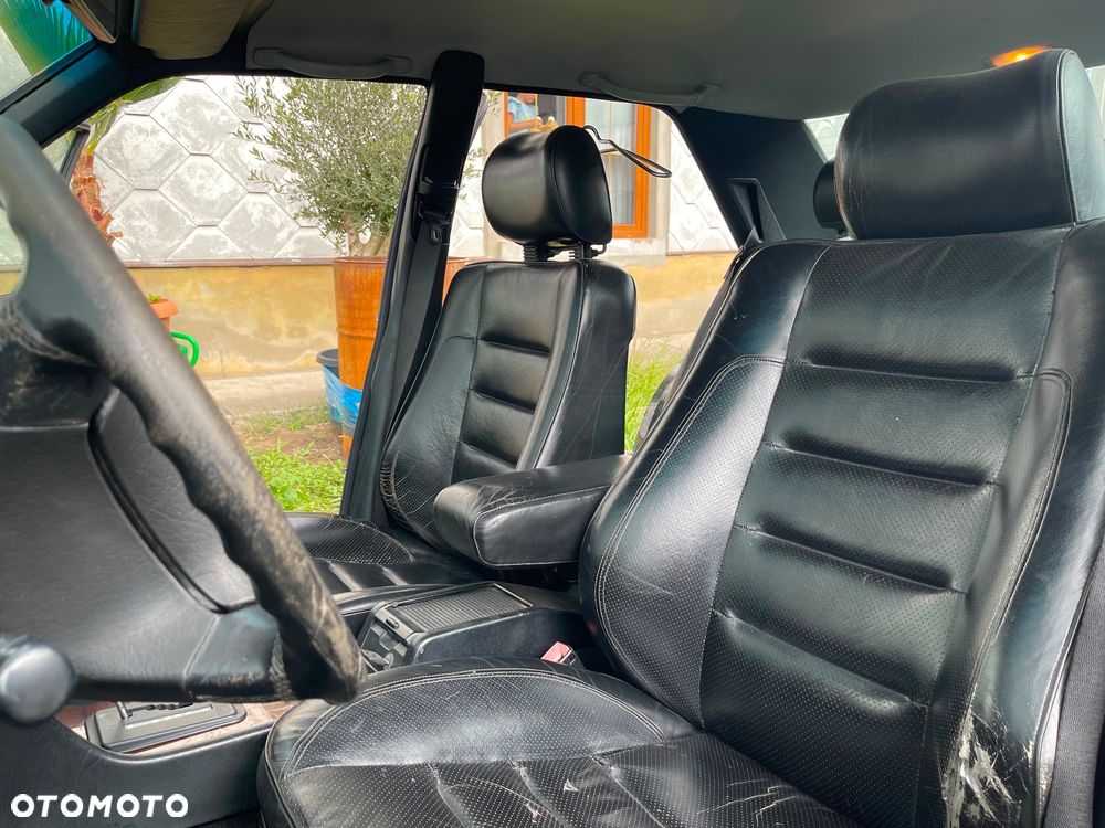 Mercedes-Benz W124 (1984-1993) - 21