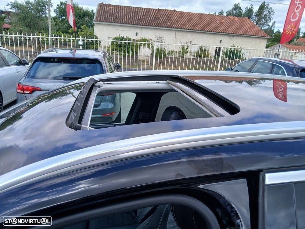 Mercedes-Benz E 300 de 4Matic 9G-TRONIC Avantgarde - 23