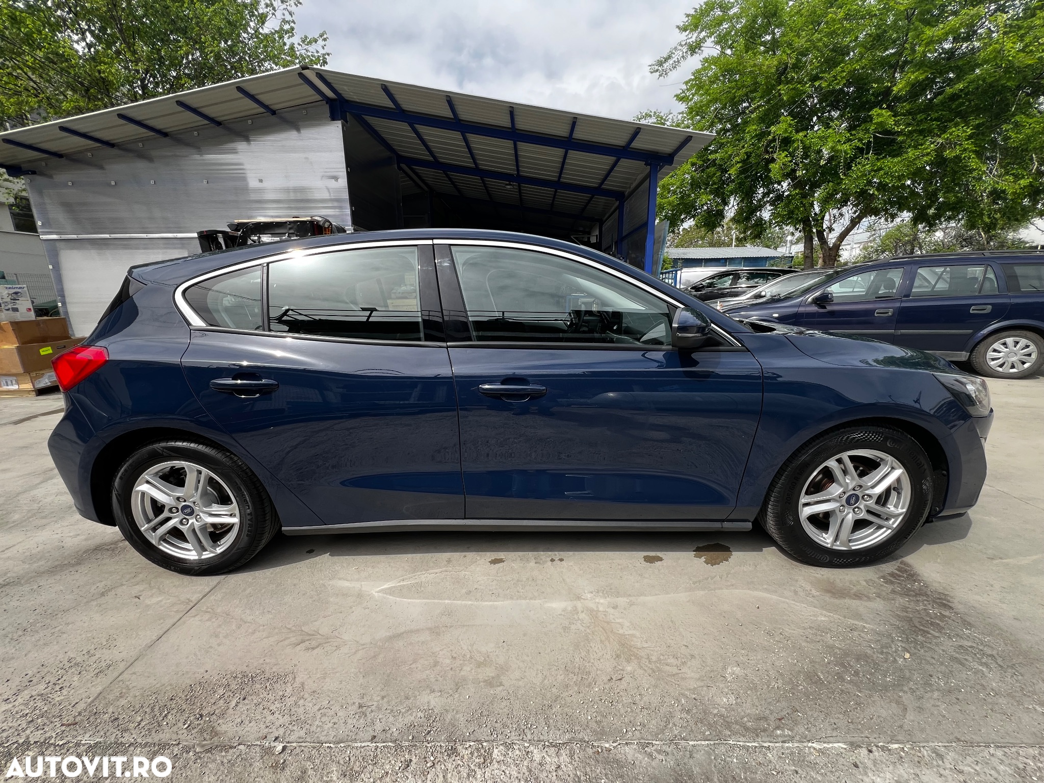 Ford Focus 1.0 EcoBoost Trend - 8