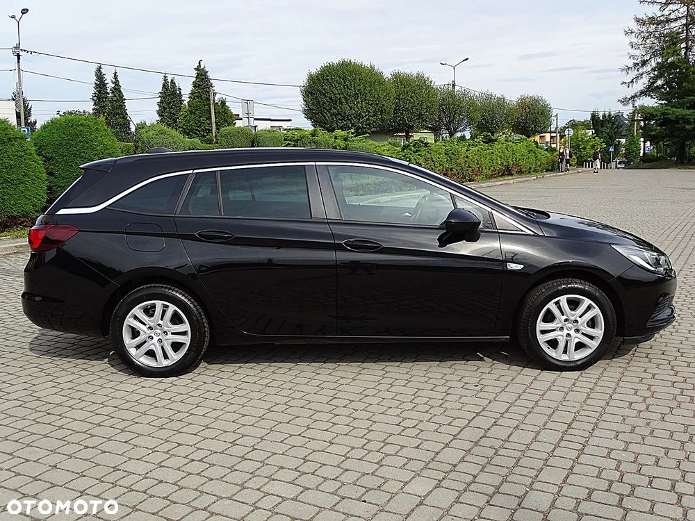 Opel Astra 1.4 Turbo Innovation - 10