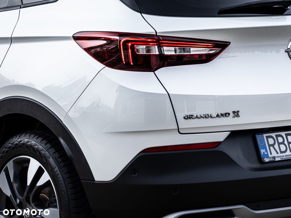 Opel Grandland X 1.2 Start/Stop Business Edition - 17