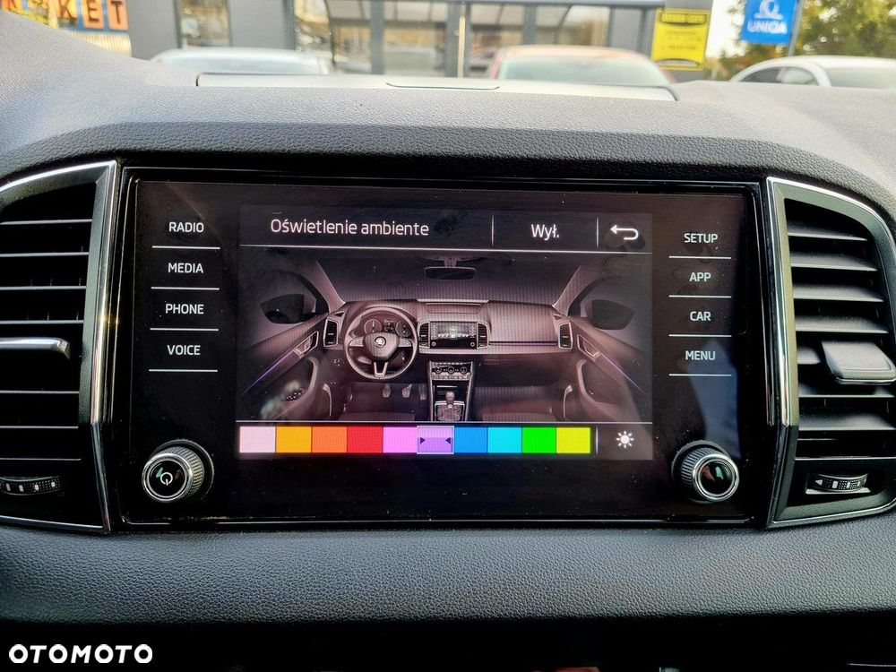 Skoda Karoq 1.5 TSI DSG Style - 24