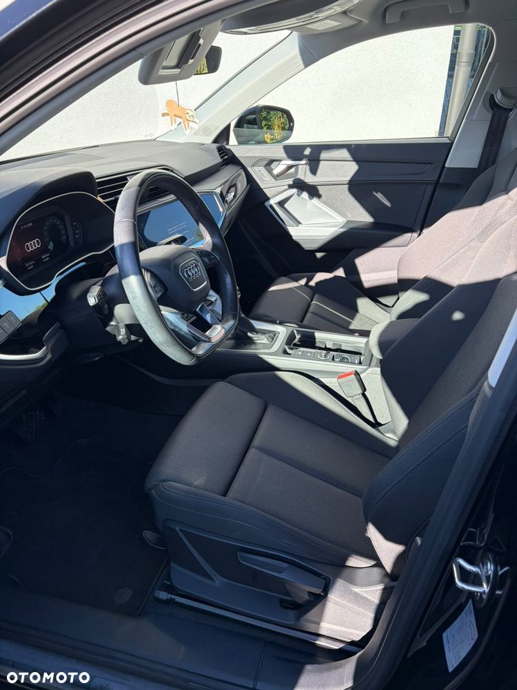 Audi Q3 - 12
