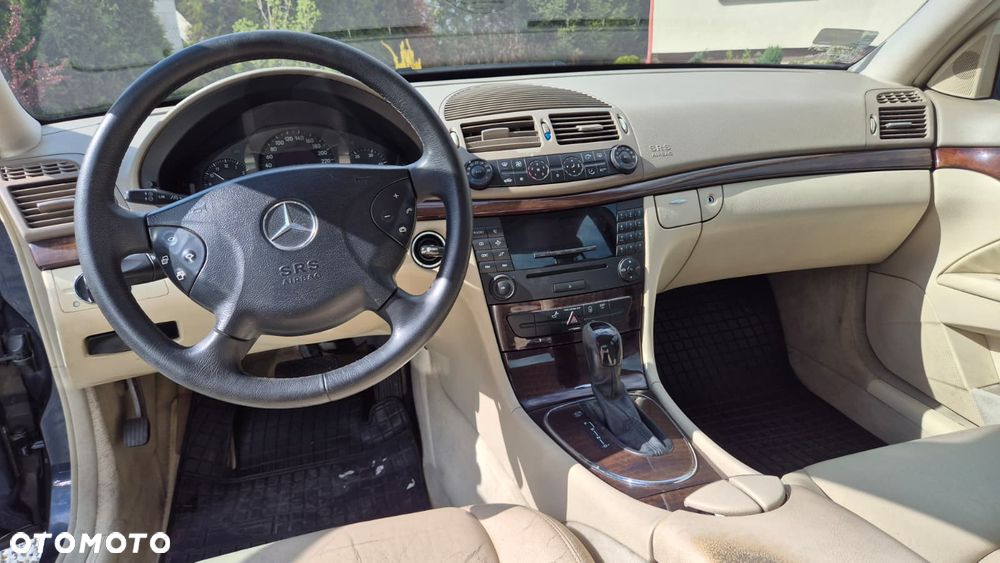 Mercedes-Benz Klasa E 220 CDI Automatik Classic - 17