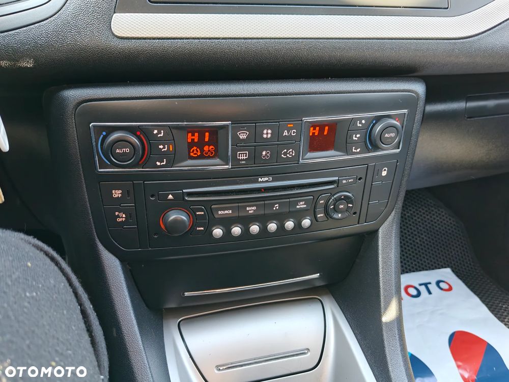 Citroën C5 HDi 110 Business Class - 23