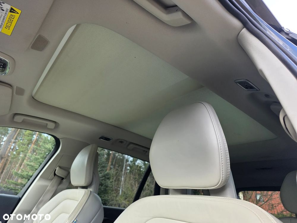 Volvo XC 90 T6 AWD Geartronic Momentum - 24