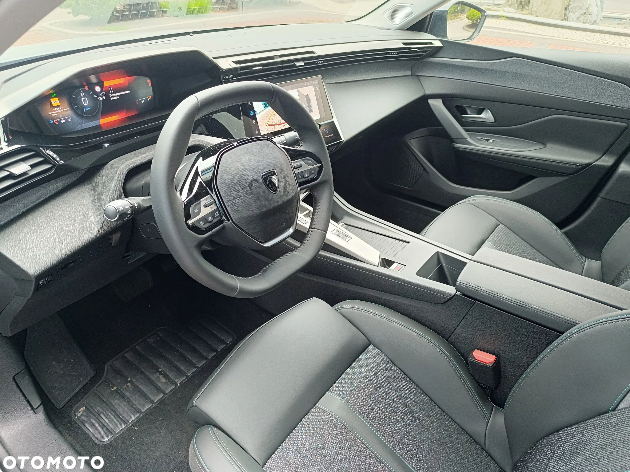 Peugeot 408 1.2 PureTech mHEV Allure S&S e-DSC6 - 12