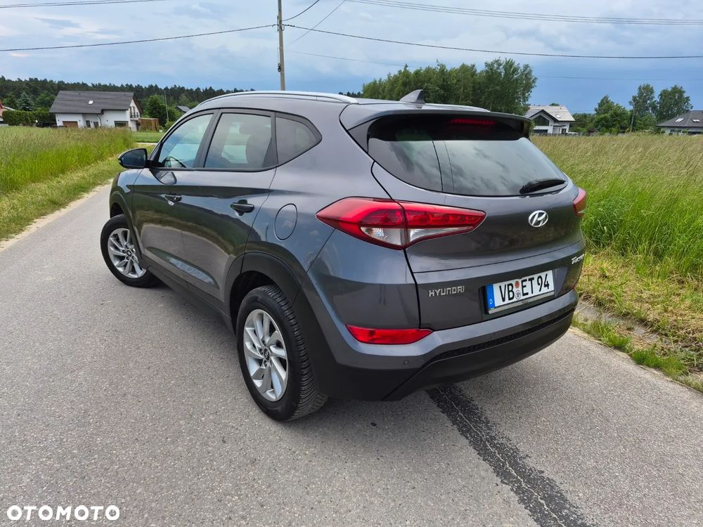 Hyundai Tucson blue 1.6 GDi 2WD Navi - 9