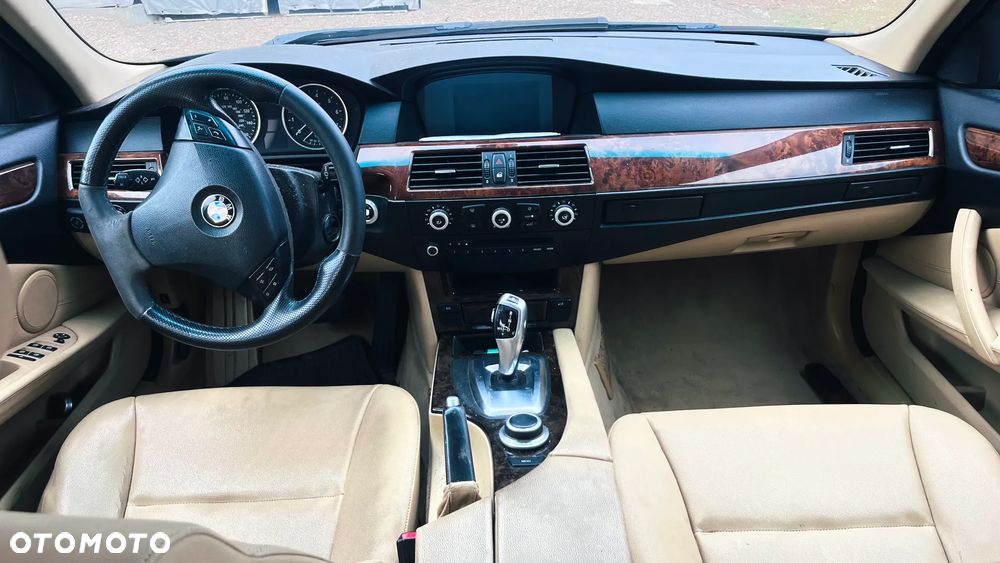 BMW Seria 5 - 22