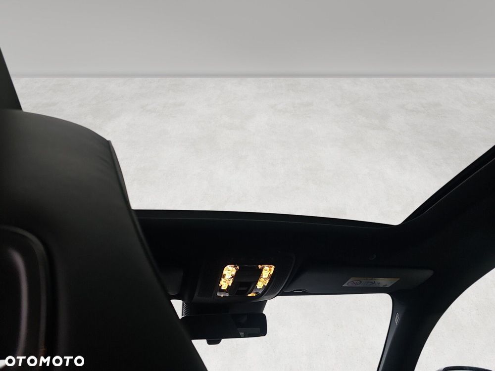 Mercedes-Benz CLA - 15