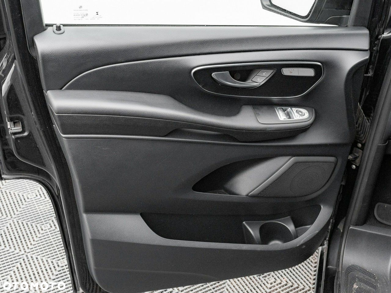 Mercedes-Benz Klasa V 250 (BlueTEC) d 7G-Tronic (d³ugi) - 14