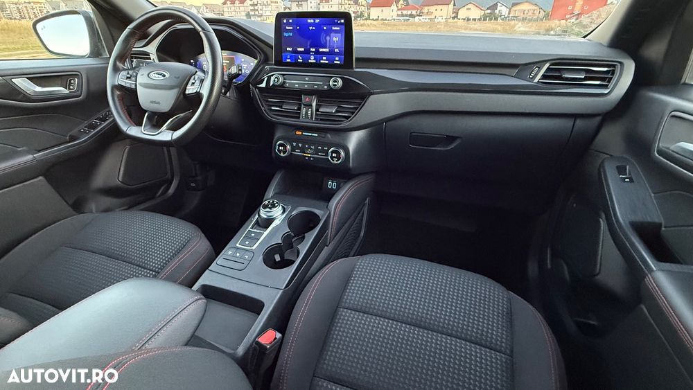 Ford Kuga 2.5 Duratec FHEV ST-LINE - 27