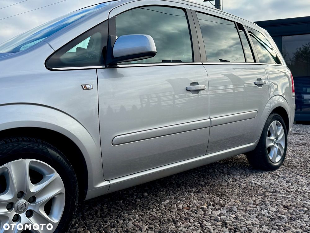 Opel Zafira - 21