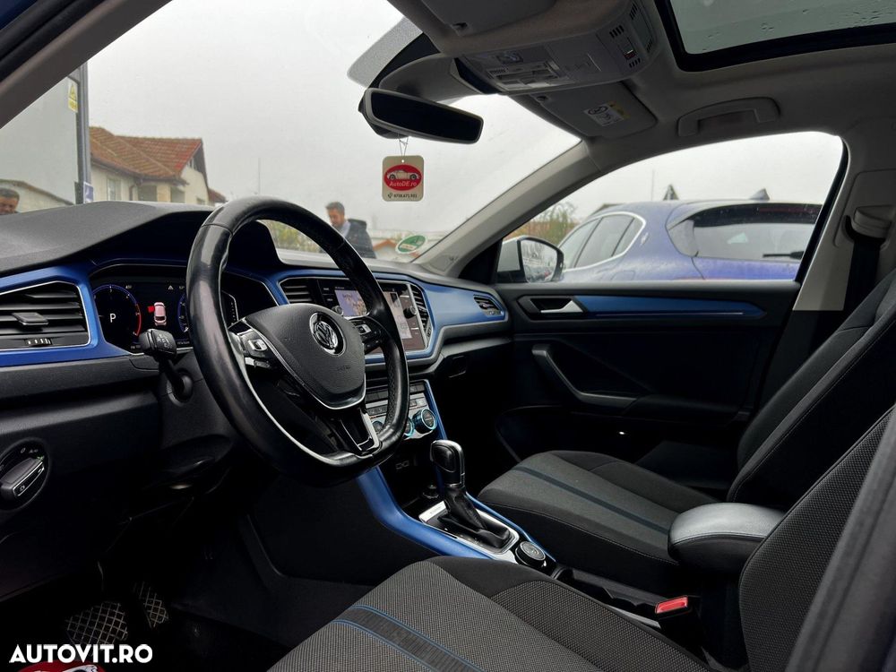 Volkswagen T-Roc - 5