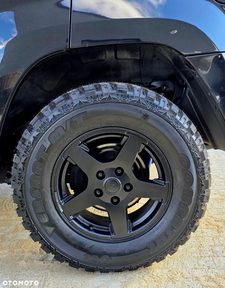 Jeep Grand Cherokee - 30