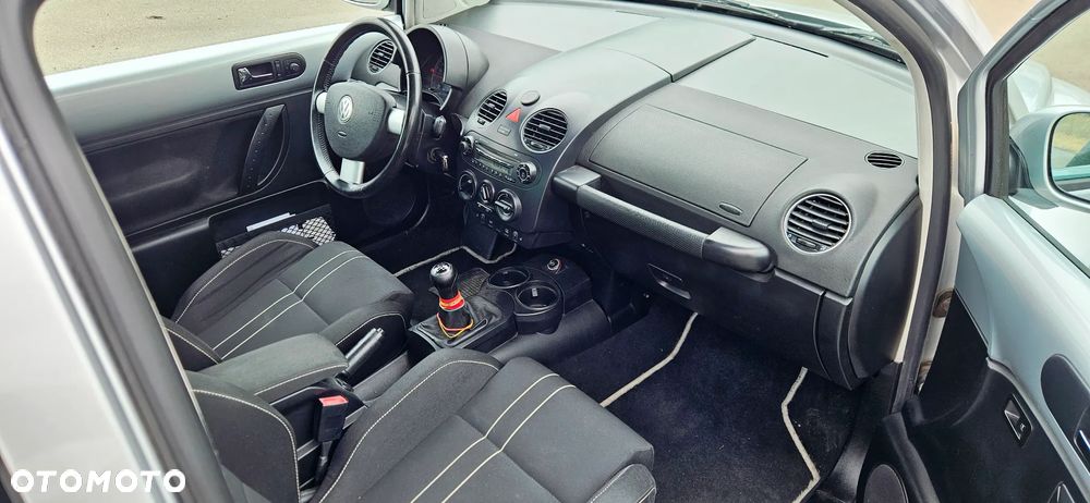 Volkswagen New Beetle 1.9 TDI DPF Freestyle - 15