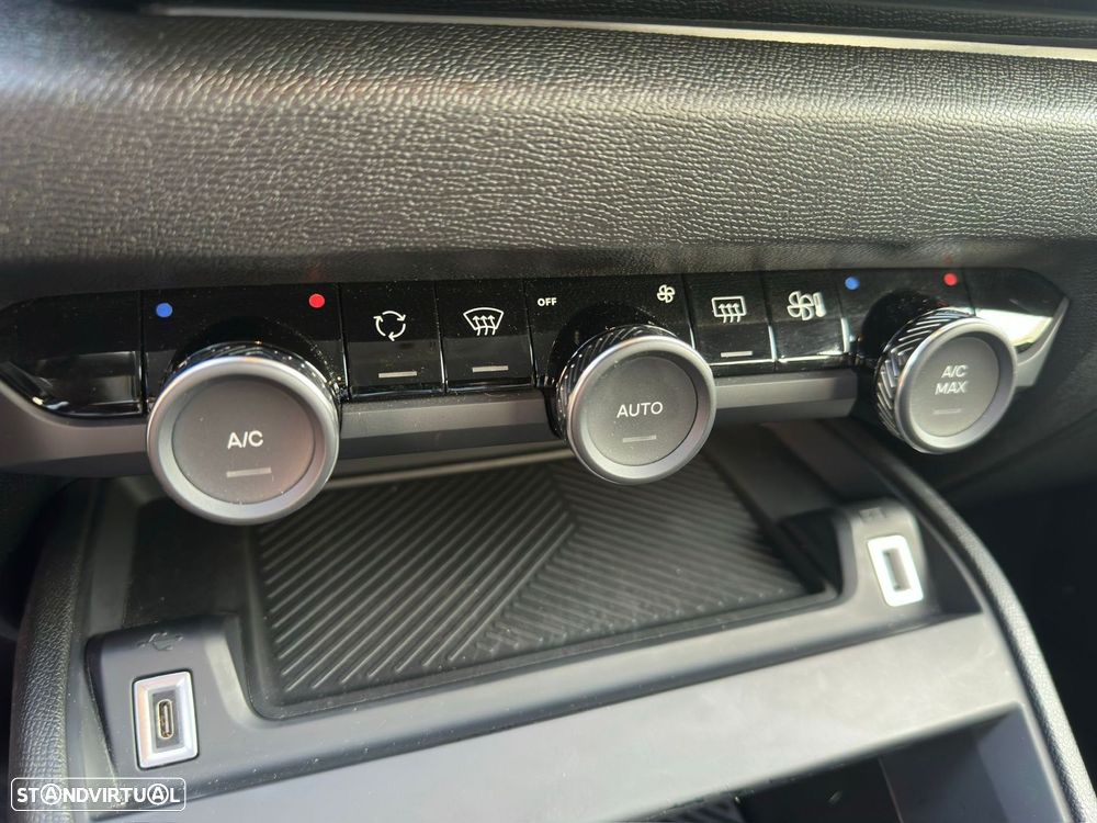 Citroën C4 1.2 PureTech Shine Pack EAT8 - 13