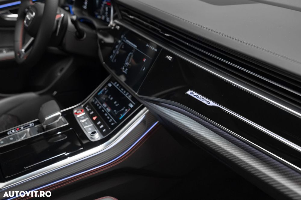 Audi RS Q8 - 35
