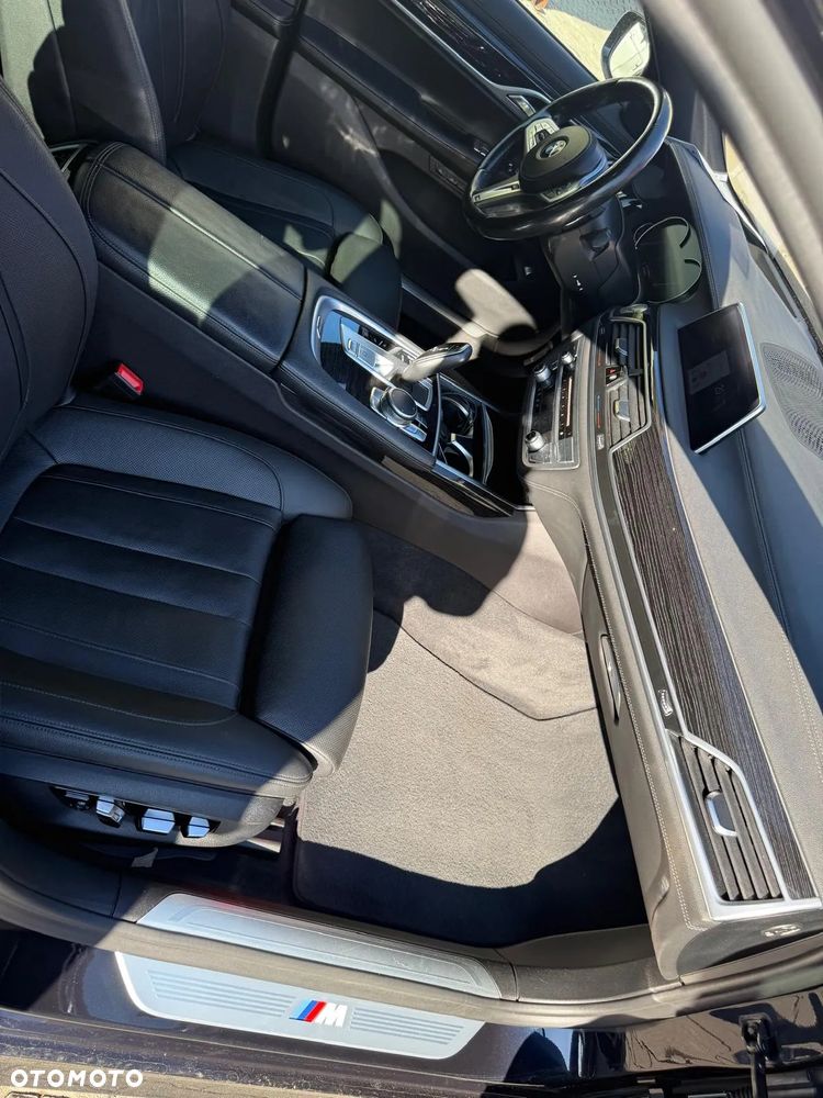 BMW Seria 7 730d xDrive - 9